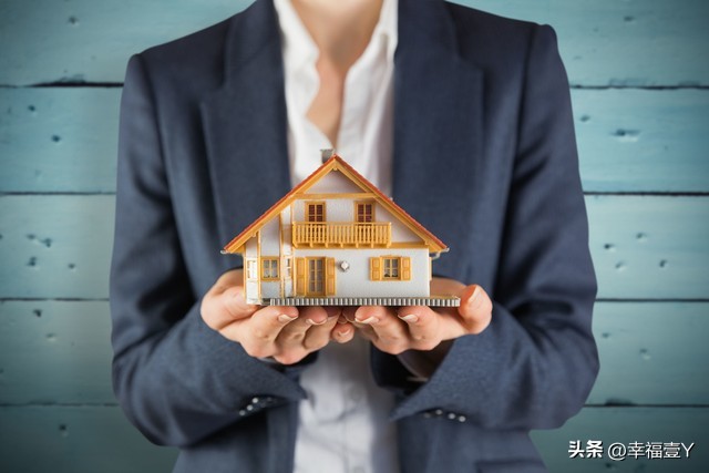 武磊去青训基地,武磊帮助青训