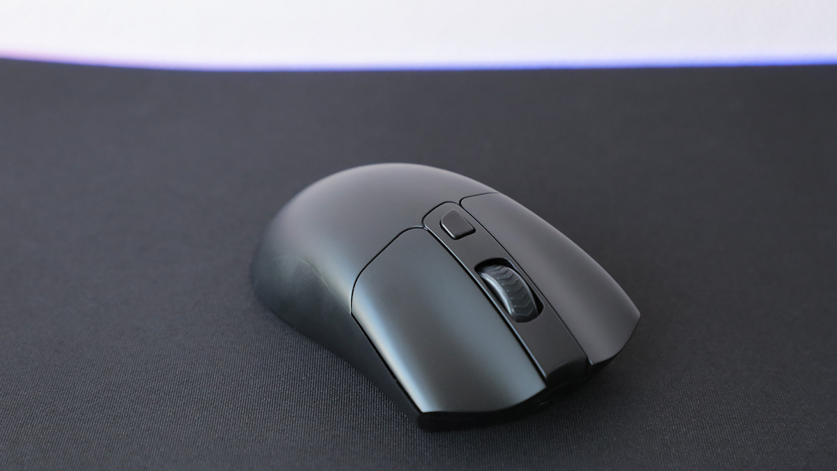 美加狮鼠标和罗技对比,美加狮mojom2游戏鼠标