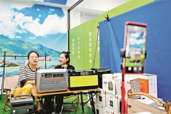 宝企驰普科达创始人邓勇明：从“技术宅”到“储能控”