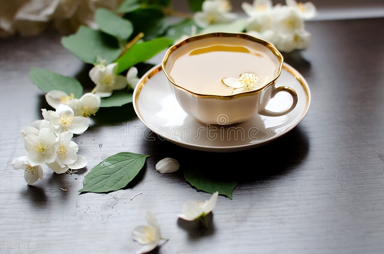 中茶蝴蝶和猴王茉莉花茶,南派茉莉