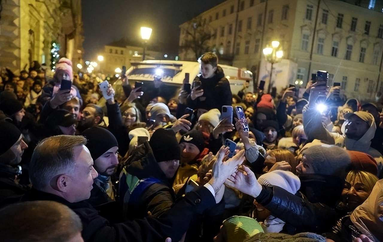 利沃夫是波兰还是乌克兰的,波兰乌克兰利沃夫