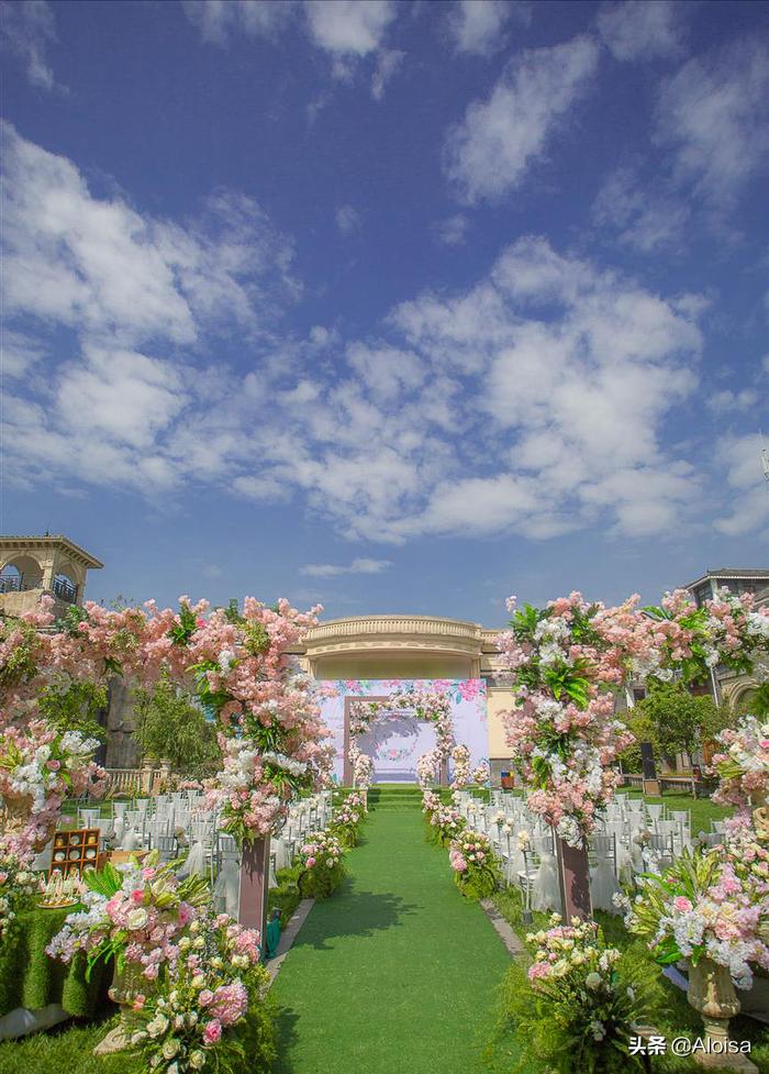 户外低成本婚礼现场布置,户外简单婚礼场地设计