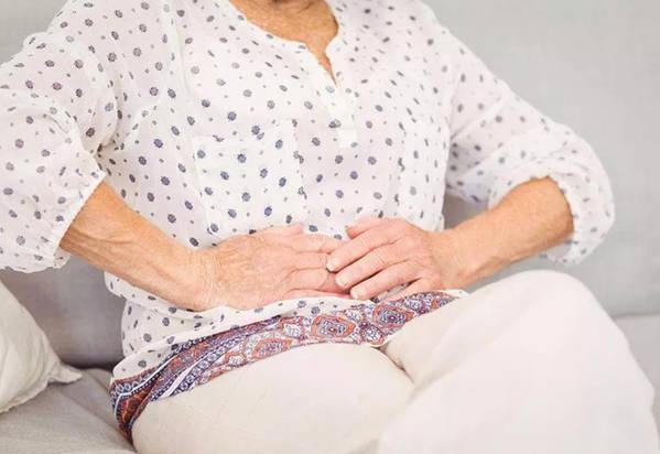 胆囊结石有什么症状及危害,胆囊结石并发症有哪些