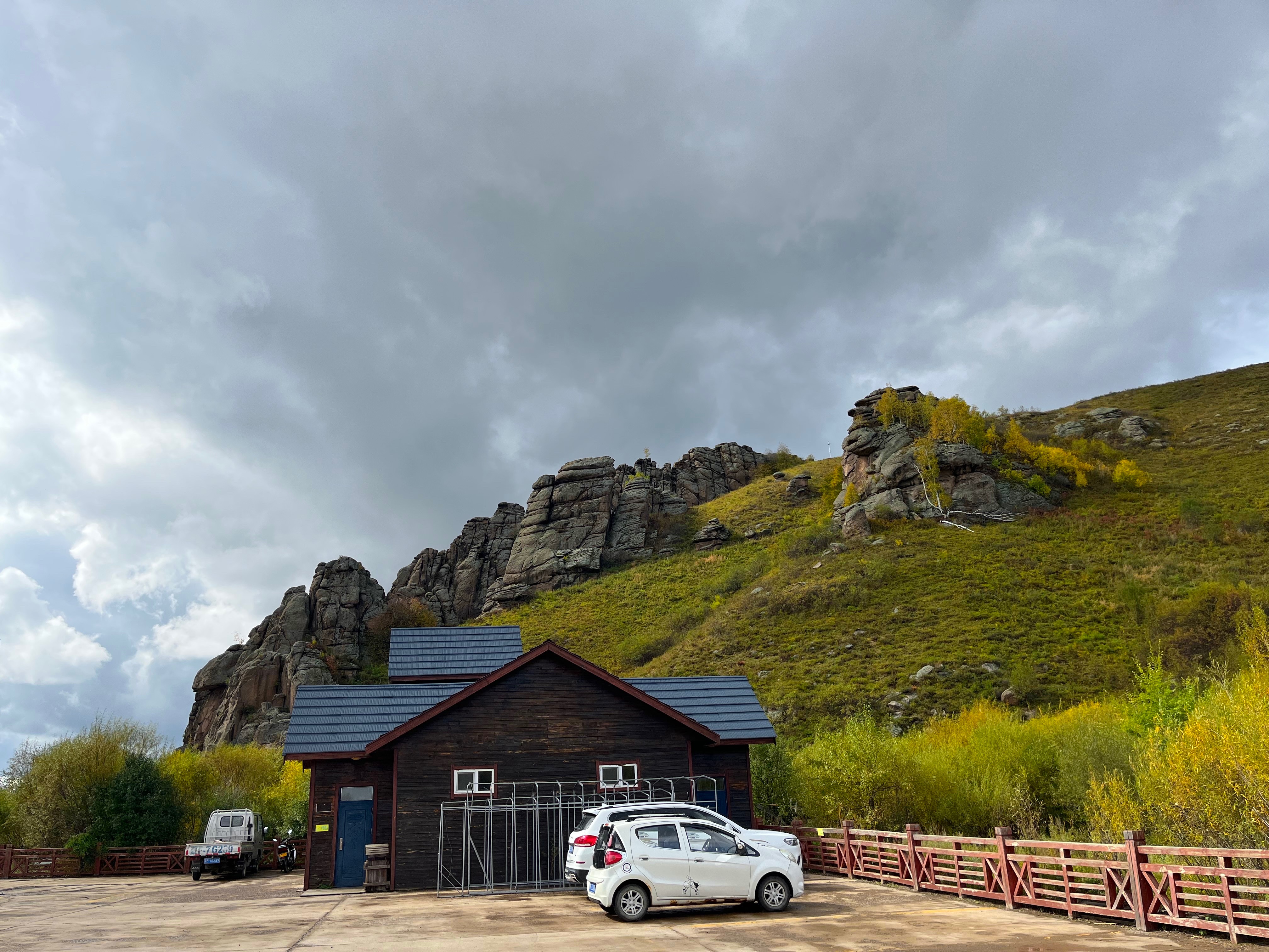 夫妻自驾11000公里,夫妻两人自驾游最新视频