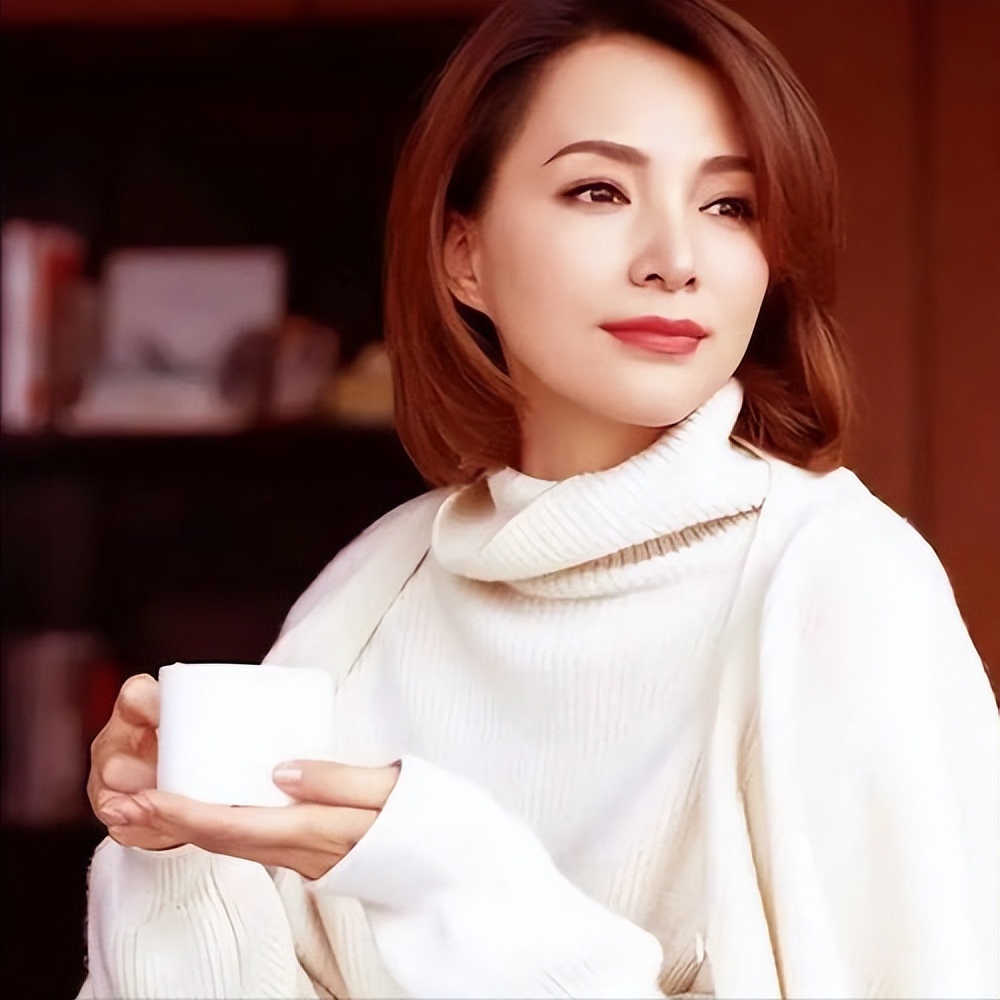 央视一姐李红现状,新上任的央视一姐