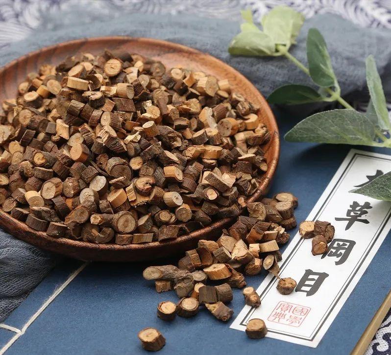 麻疹治好了还要忌口吗,荨麻疹如何判断是湿热还是寒湿