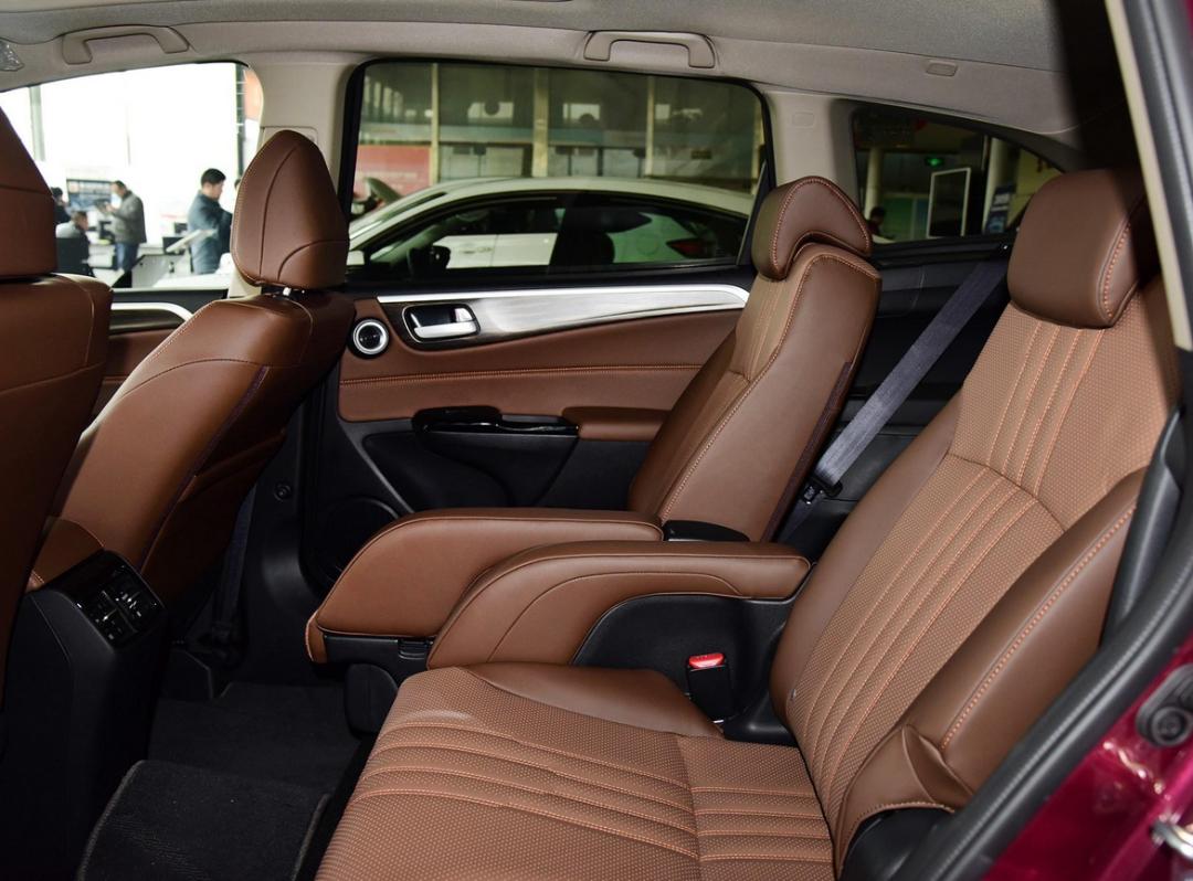 千元二手车你不知道的秘密！钢铁直男居然捡前任的漏？