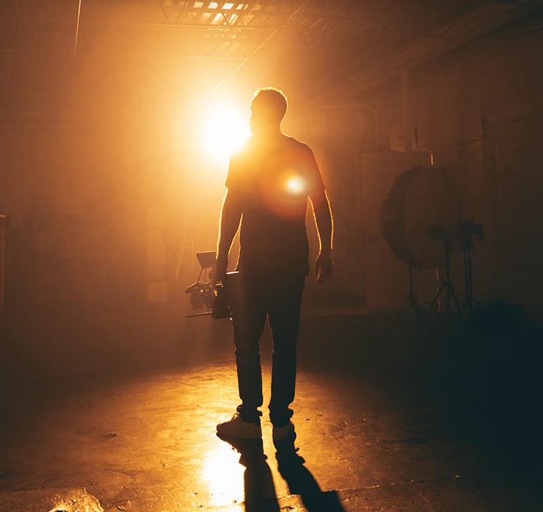 直播平光灯与射灯区别,射灯平板灯的区别要怎么选