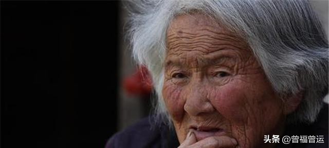 百岁老人去世家人才知道真实身份,80岁老人去世前说出真实身份