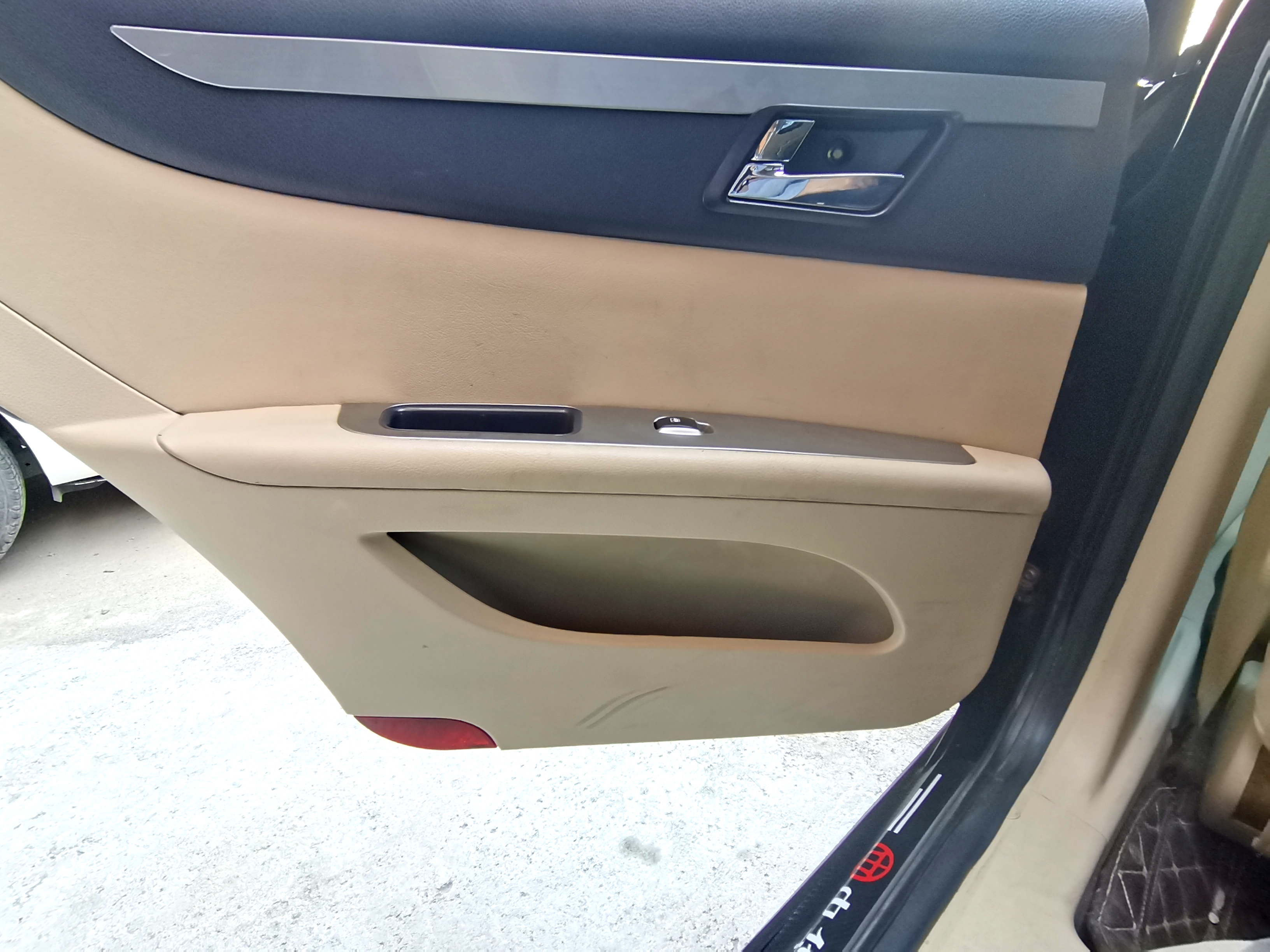 曾经辽沈大地的公务车王者，一起来看中华尊驰