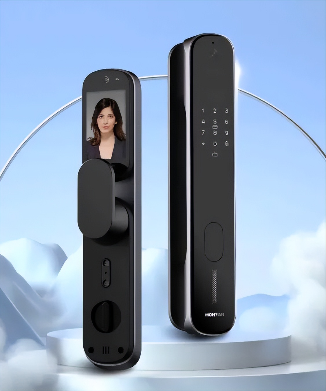 问潮·智能——鸿雁：打造硬核智能面板，成就“智简生活专家”