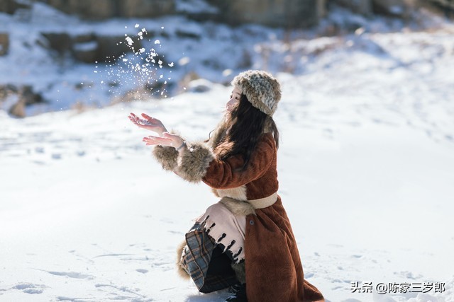 不给彩礼不让领证女生打掉孩子,结婚不要求房车不要彩礼
