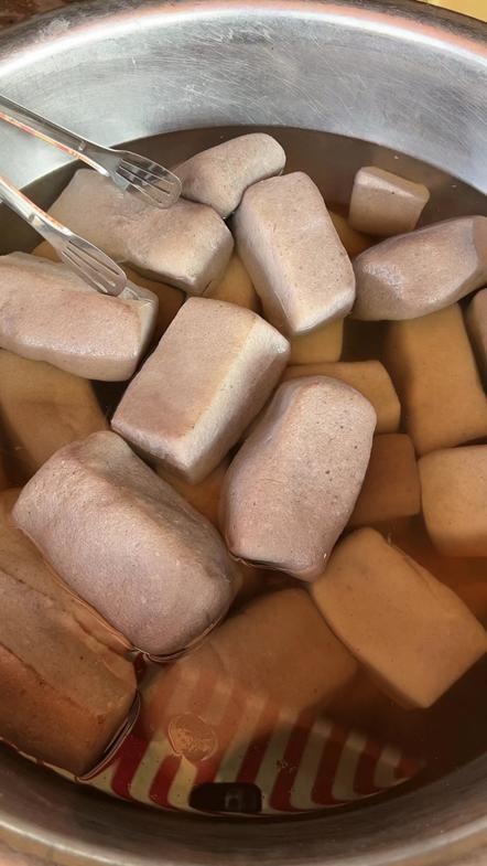 麻辣烫用料魔芋是荤菜还是素菜,魔芋爽是素菜还是荤菜