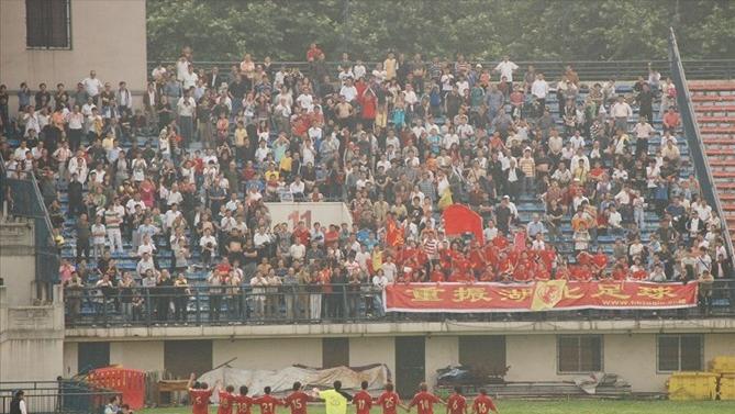 武汉三镇继续领跑中超积分榜,武汉足球乙级联赛