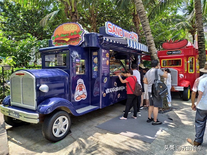 美食小吃车价格,临沂小吃车定制厂家