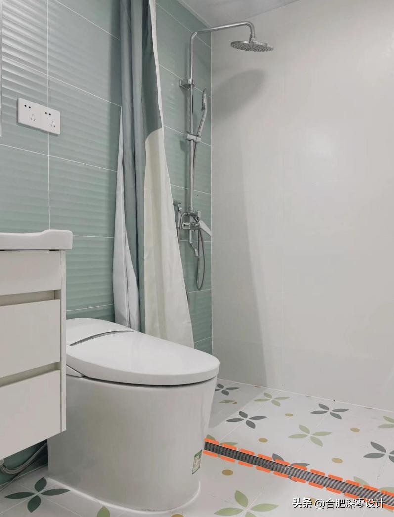 淋浴房隔断做超白长虹玻璃好吗,淋浴房隔断除了玻璃还有什么材质