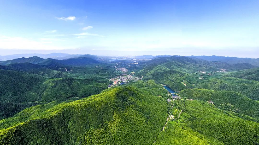 江苏宜兴悬崖酒店,宜兴市悬崖酒店