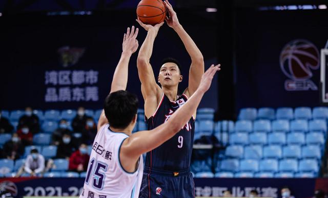 广东vs广厦目前战绩是多少比多少,广厦4连败