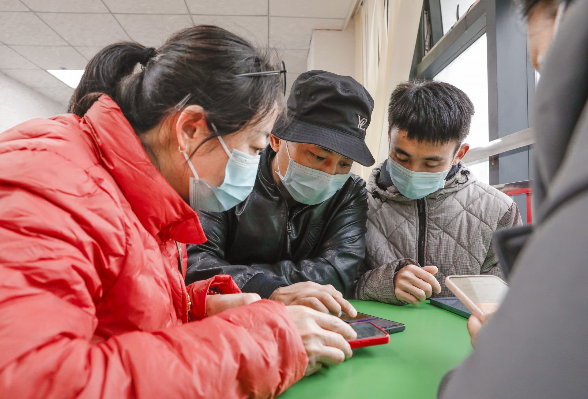 抗疫彰显了哪些中国精神,中国积极抗疫弘扬了什么精神