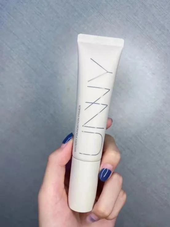 比较好又比较实惠的隔离霜,隔离霜最好用的是哪款