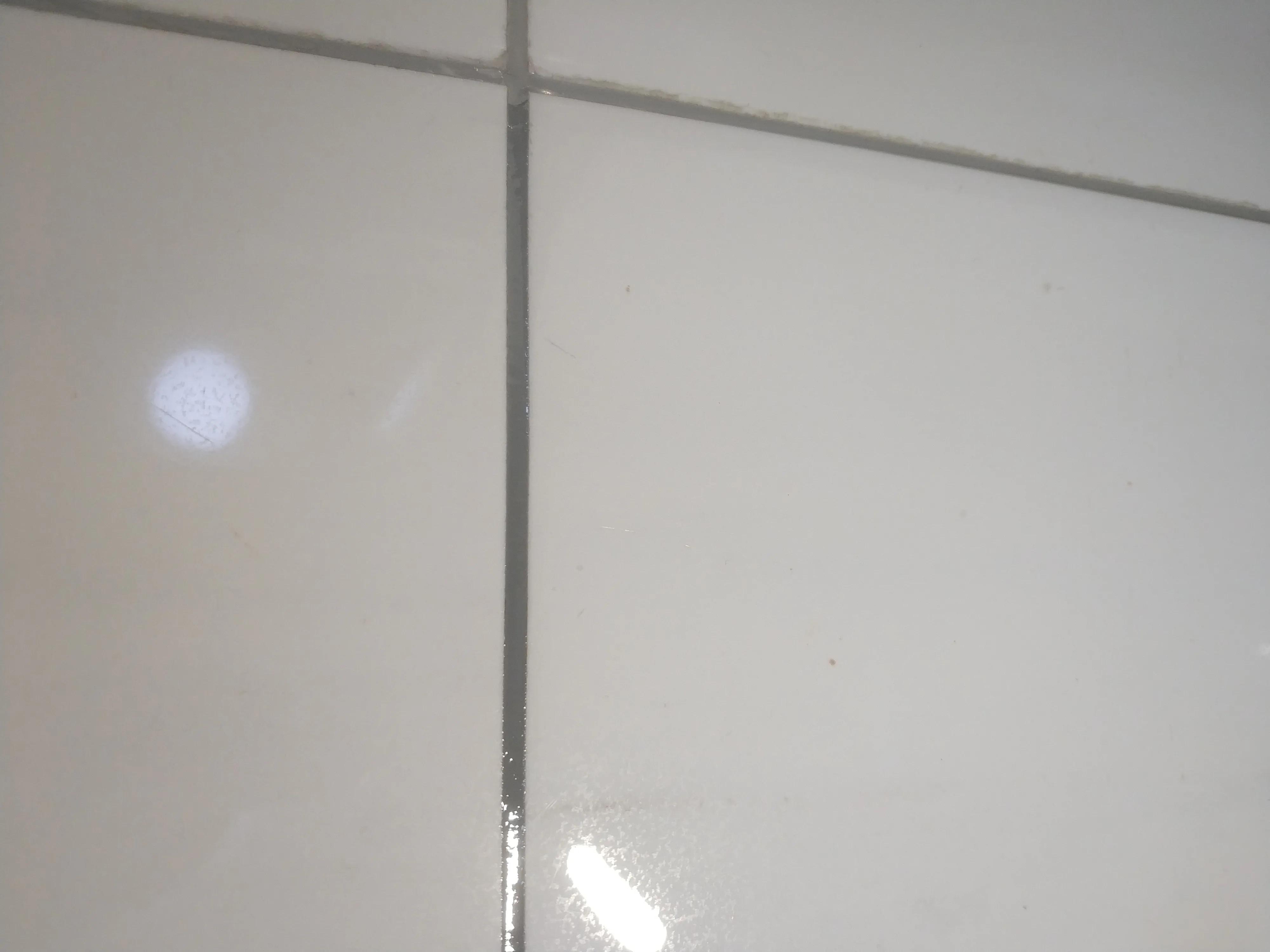 卫生间地漏周边美缝脱落怎么补,美缝脱落是材料还是人工问题