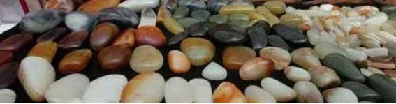 *疆新**10个捡石头腹地曝光！有一种致富方式叫去*疆新**捡石头！