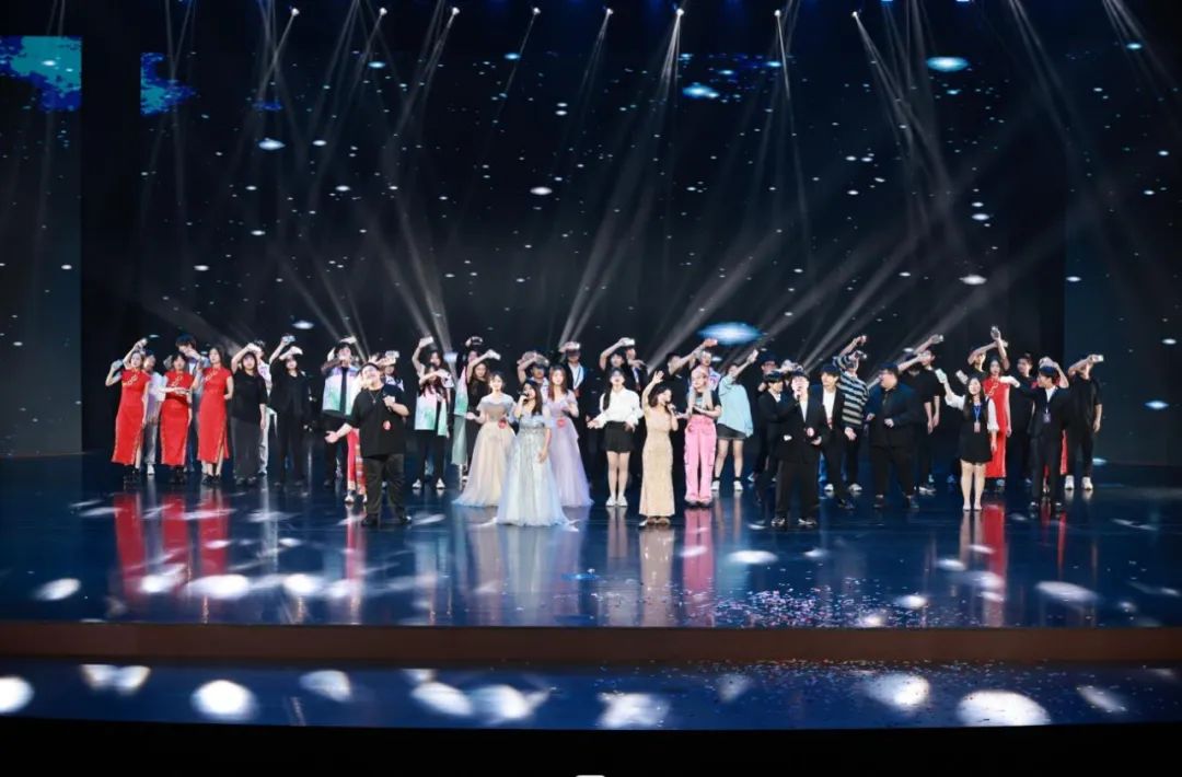 震撼现场|2023“炫·青春”南通大学艺术学院毕业展演绽放通城