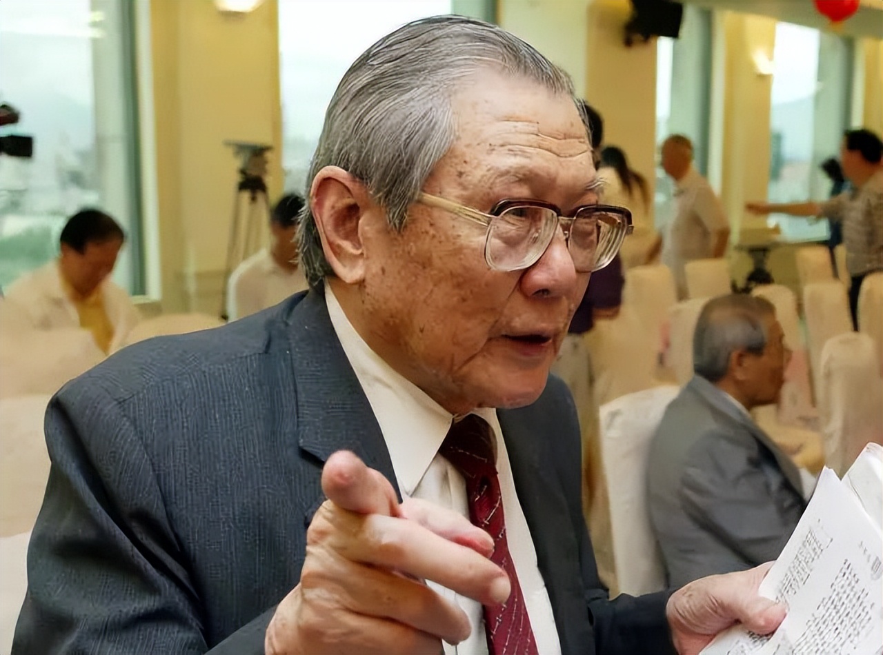 马英九祖籍湖南，自称跟毛主席是老乡：两家离得很近，大约两里路