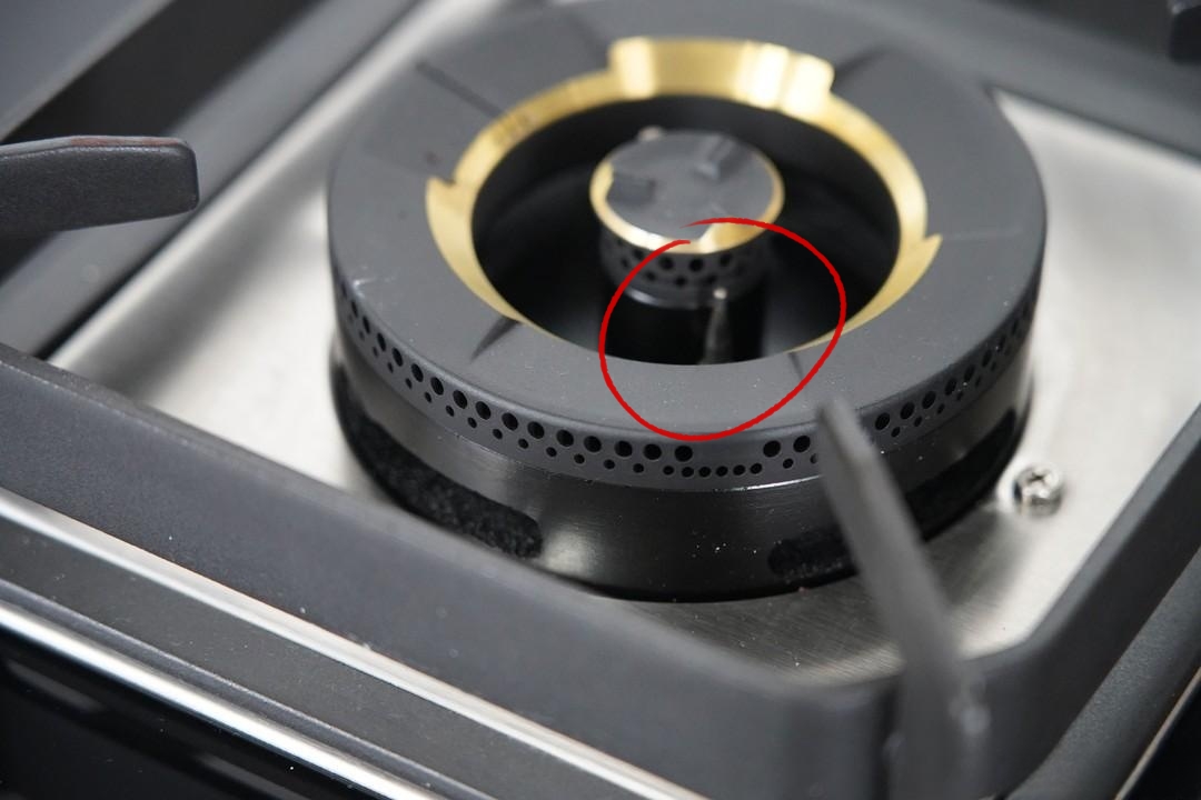 燃气灶不好用,燃气灶有一个不打火维修视频