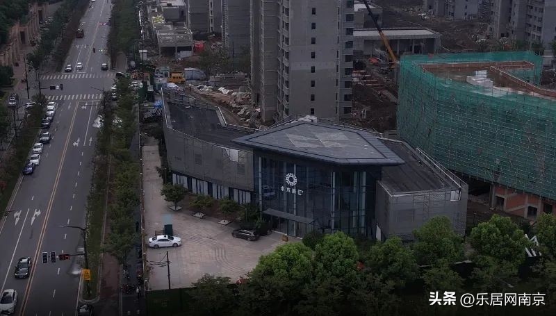 9月底“如约交付”？这个江核“神盘”连外立面还没做好……