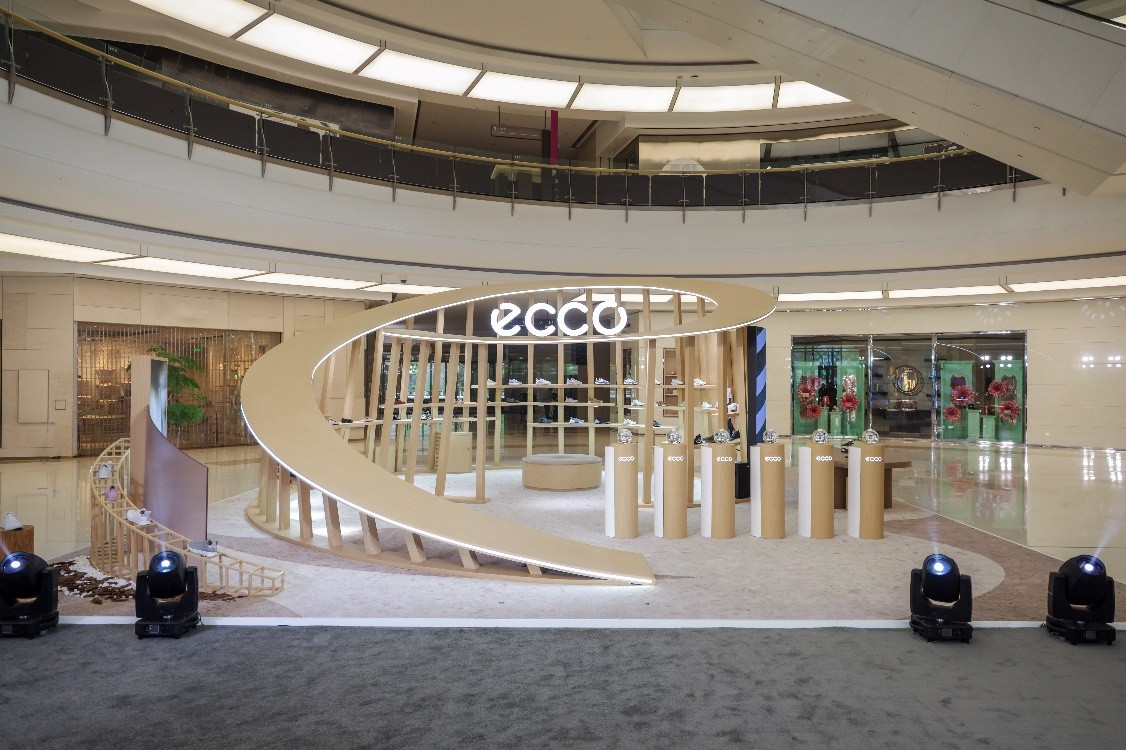 ecco全球代言人,黄景瑜ecco线下