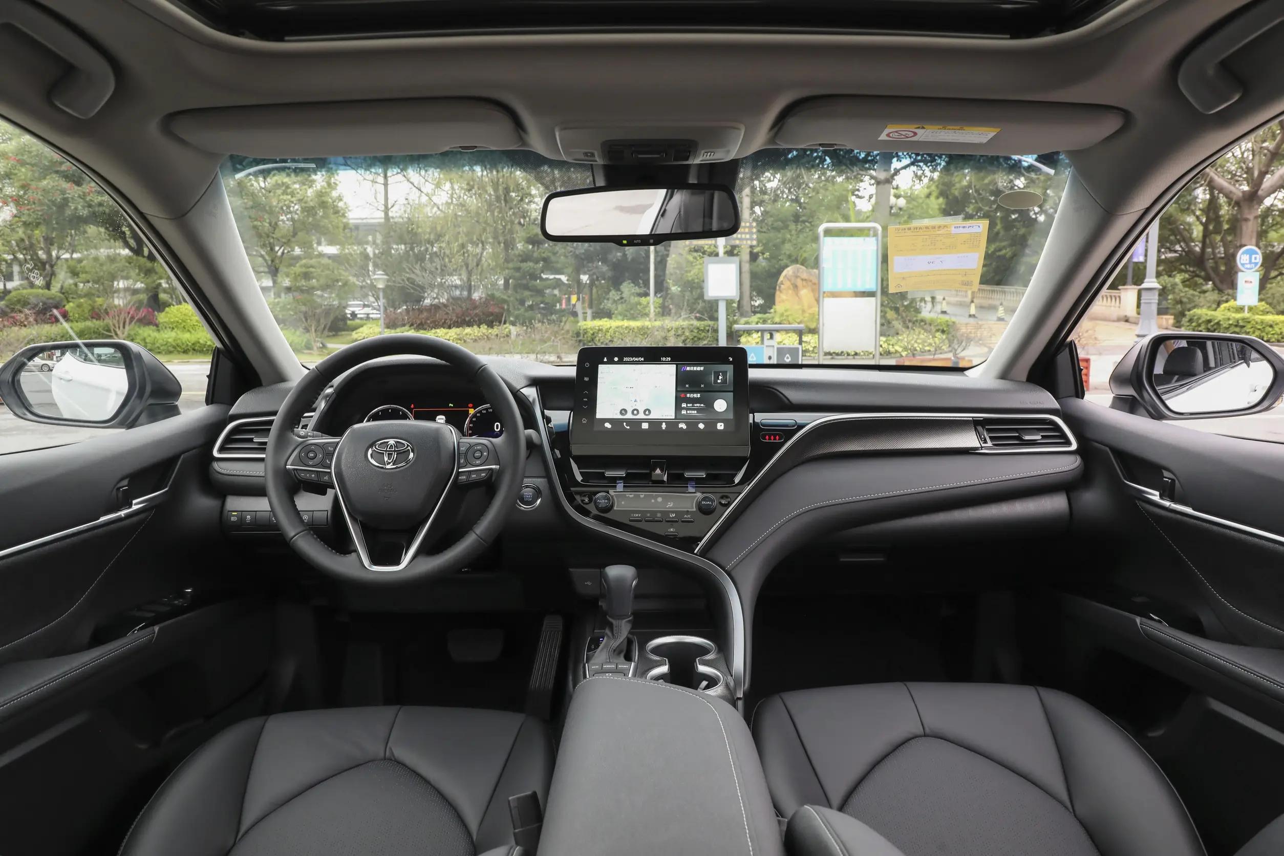 降价最多的b级车凯美瑞,八代凯美瑞2.5豪华燃油版