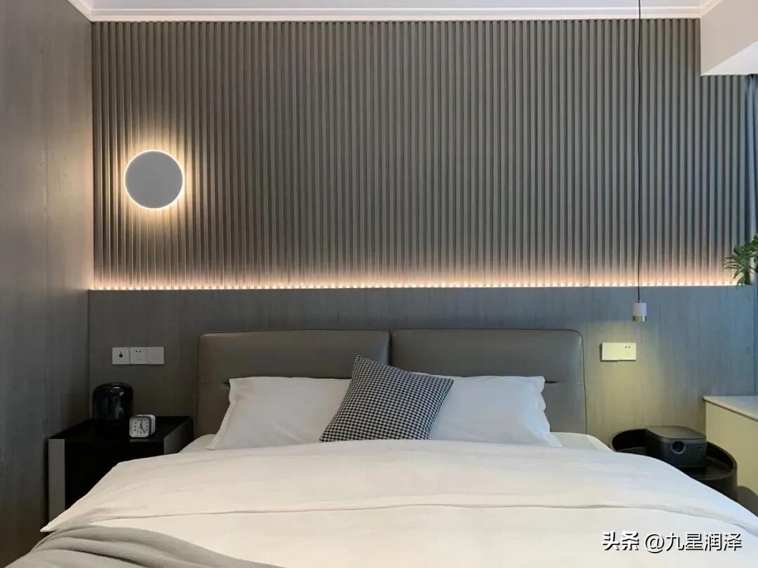 集成墙板床头背景墙装修效果图,床头乳胶漆背景墙装修效果图