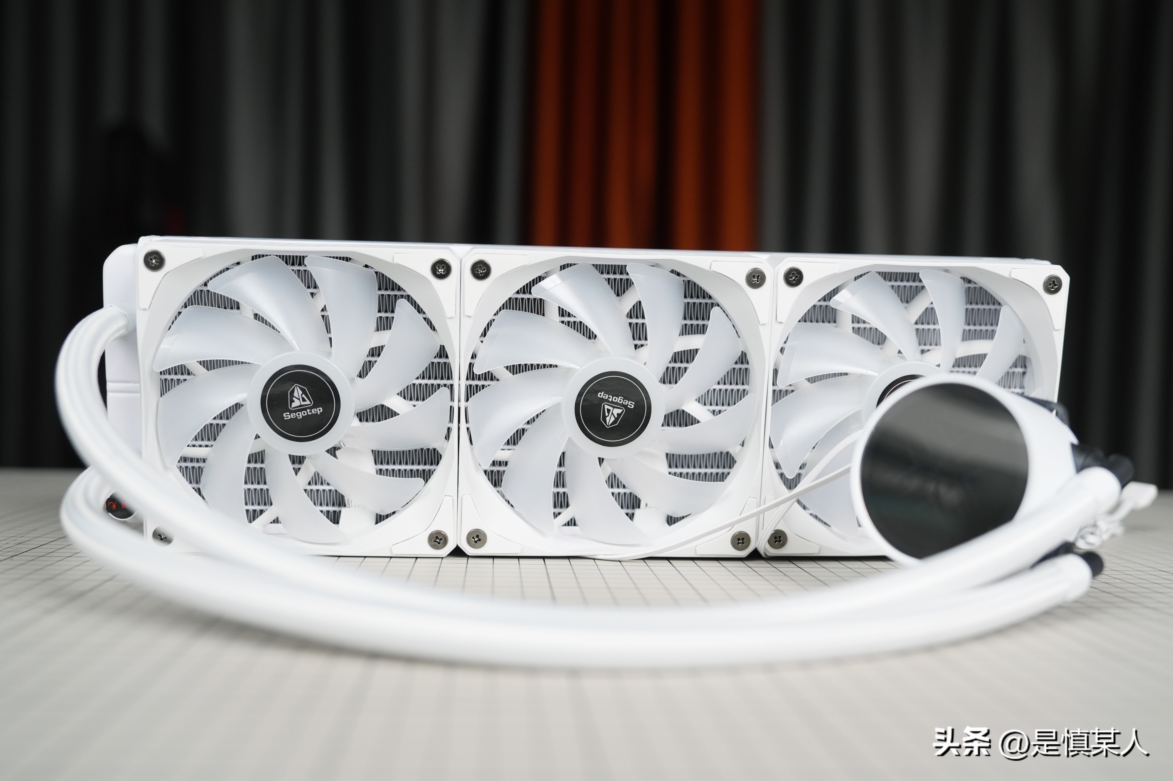 鑫谷昆仑御风机箱评测,鑫谷冰霜360argb冰山版水冷