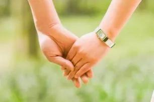 小高谈了个女朋友，却被哥哥“强行霸占”最后酿成了“三条人命”