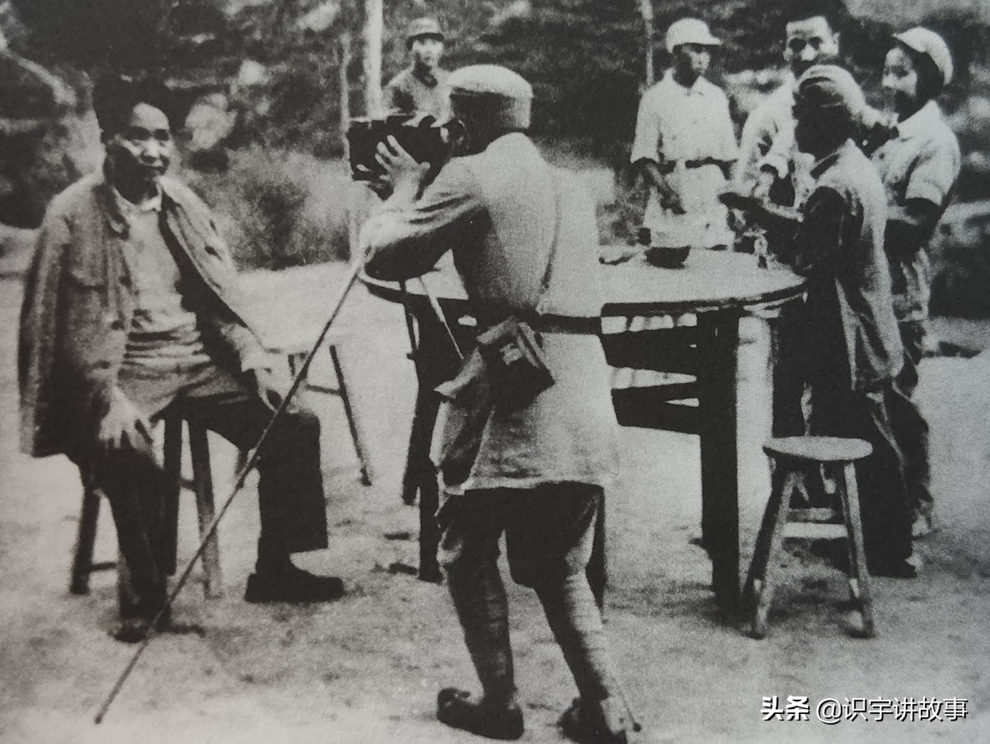 一次看个够！精心收集毛主席100张经典老照片，一起领略伟人风采