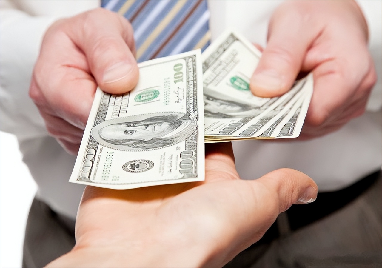 英国13岁男孩长大后现状,英国13岁小男孩现状