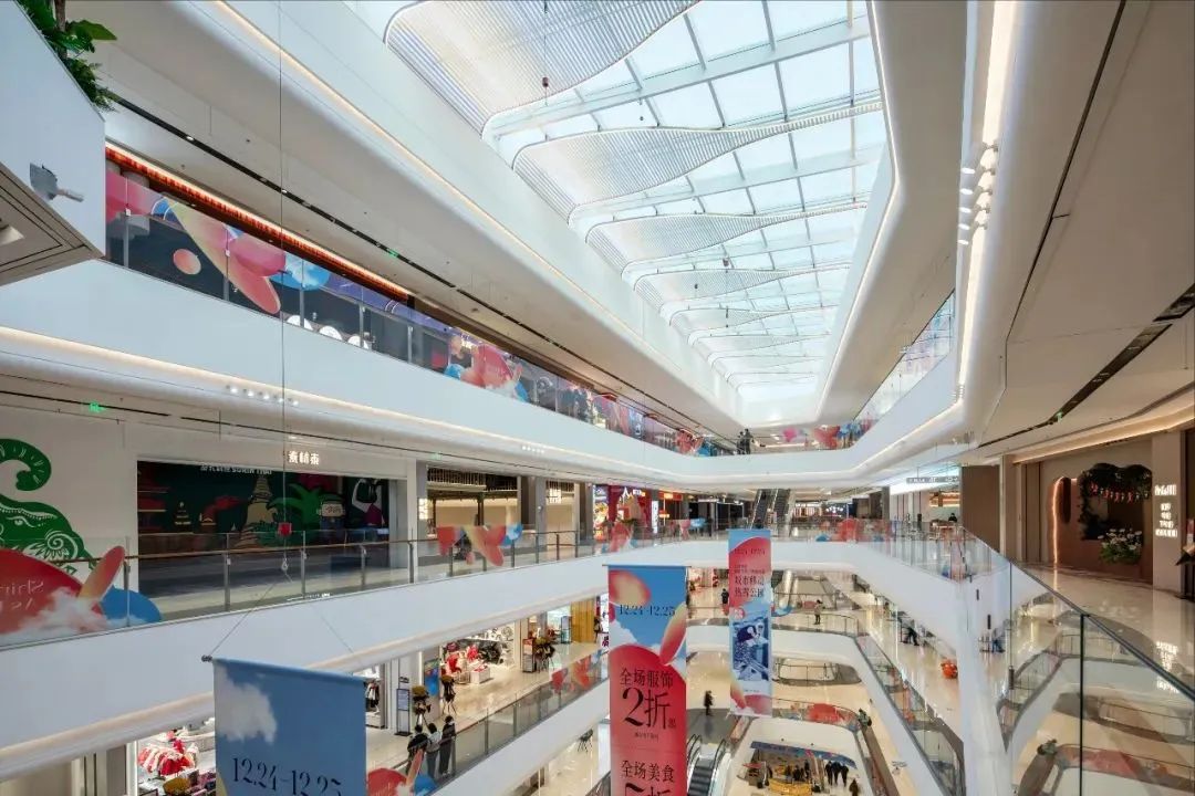 龙湖天街的吸引力到底在哪里,龙湖天街的优劣势