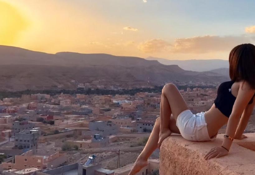 翼装飞行三人魂断天门山,天门山极限运动翼装飞行