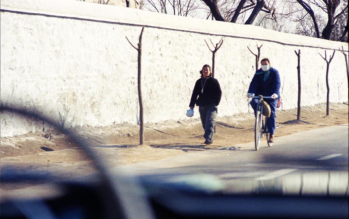 老照片再现!变态的纳粹德国,*光脱**犹太人女人衣服,集体*杀屠**3