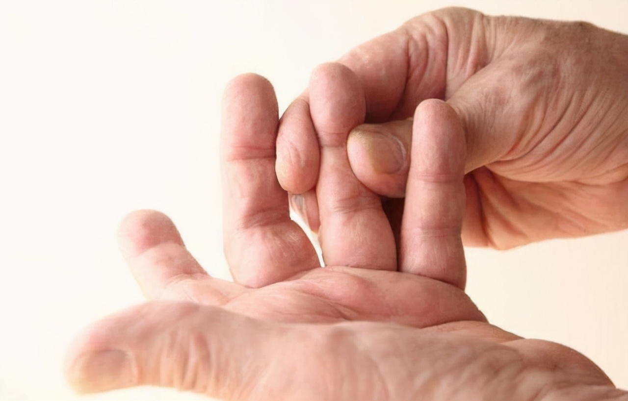 烟瘾再大这四个时间段不要吸烟,不管烟瘾有多大