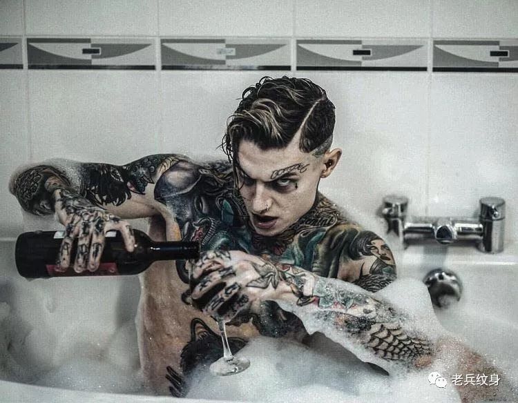 纹一个有意义的纹身,纹身纹的到处都是真的好看吗