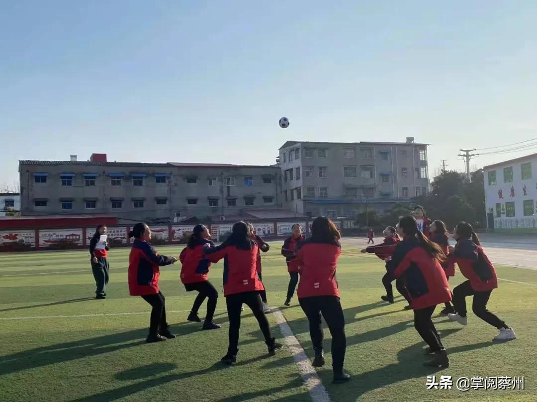 载歌载舞精彩纷呈,载歌载舞迎元宵文艺汇演展风采