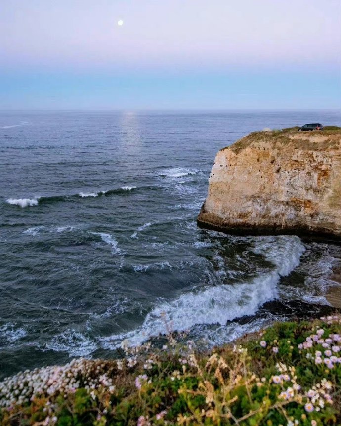 女人一旦这样称呼你说明认定你了,女人这么称呼你说明是看上你了