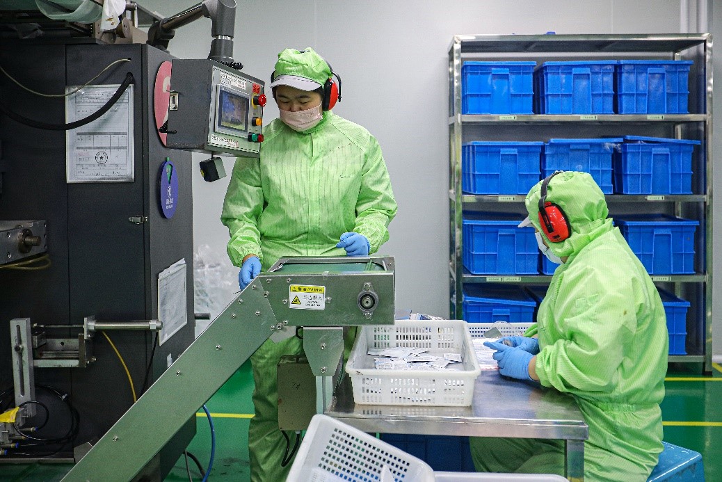 大嫂同款烫发可以维持多久,大嫂同款烫发修剪