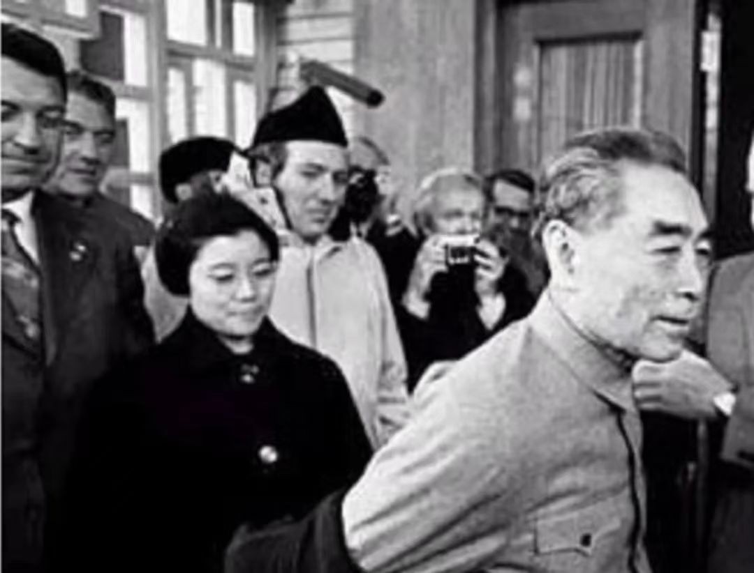她是中国外交界的明星,基辛格称她可以竞选美国总统,80岁仍未婚