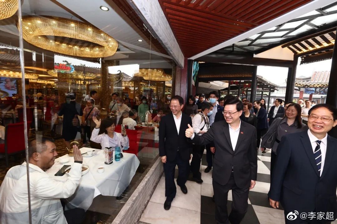 香港特首品尝内地美食,香港特首推荐的美食