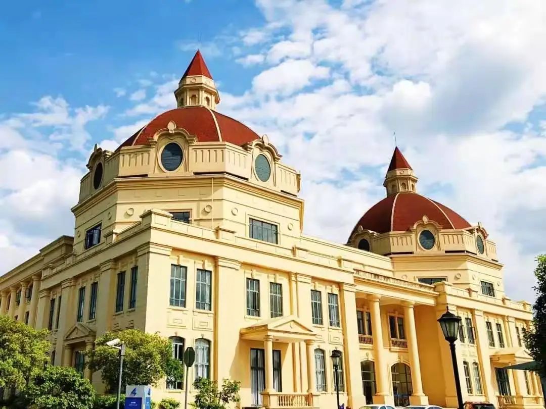 【速看汇总】上海外国语大学2022年招生专业全纪录！