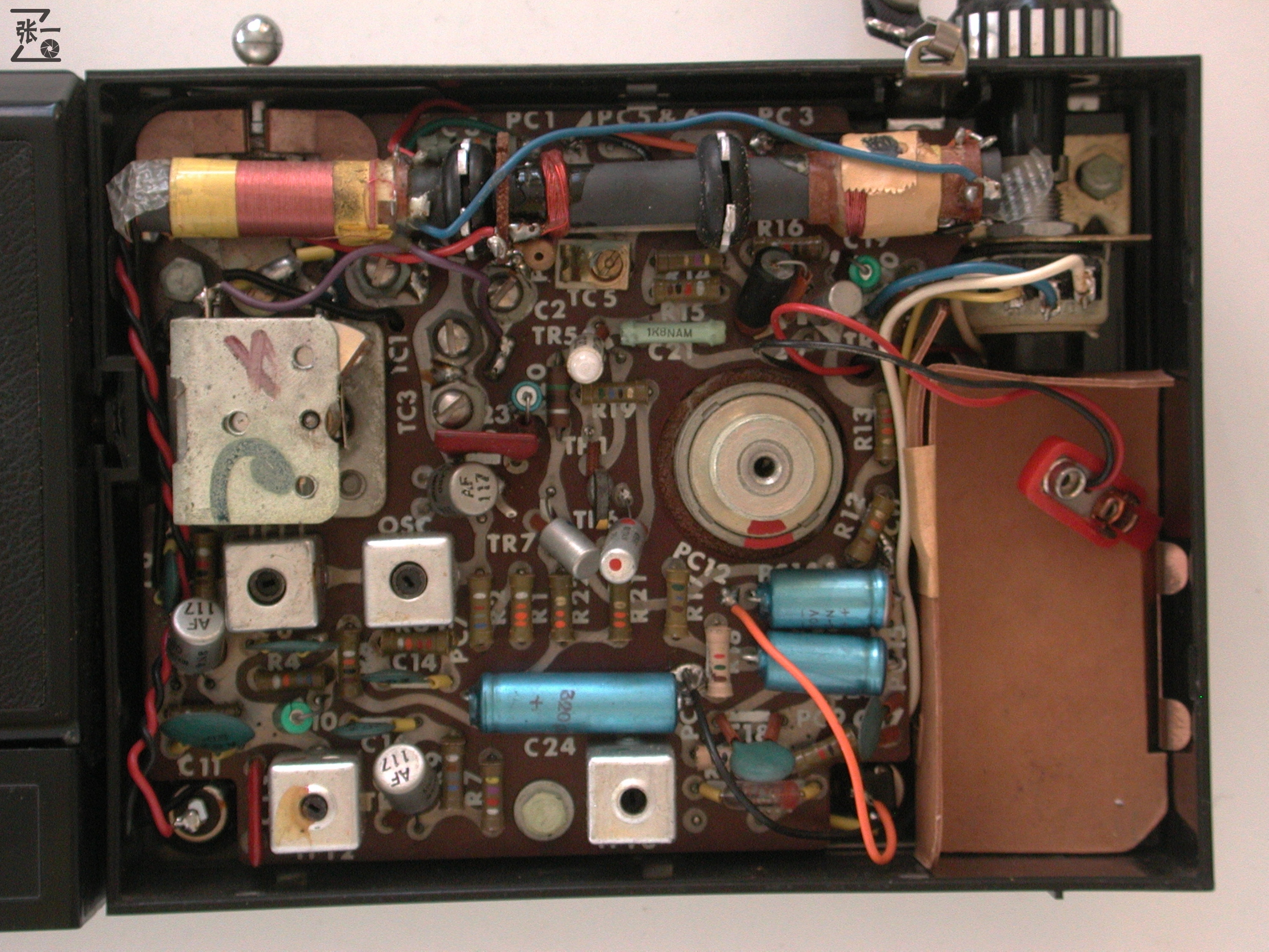 ​迟到的新年礼物：带收音机的照相机GECG822！英国1964年制造