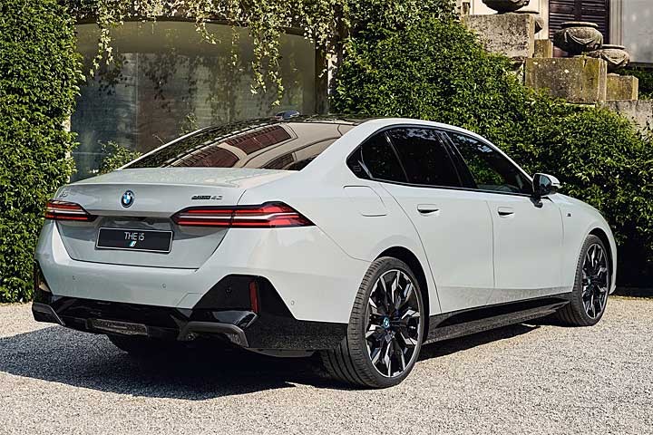 全新一代宝马5系最新消息,宝马2022款5系530li尊享型